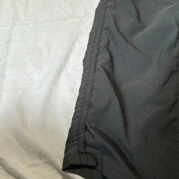 Kuhl Gray Trekr pants size 14 Short outdoor hiking - Picture 3 of 10